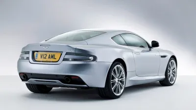 DB9